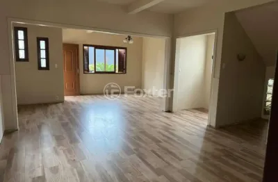 Casa com 4 quartos à venda na rua japeju, 39, arquipélago, porto alegre, 180 m2 por r$ 800.000