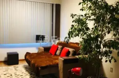Apartamento com 2 quartos à venda na rua doutor dário de bittencourt, 225, jardim europa, porto alegre, 68 m2 por r$ 450.000