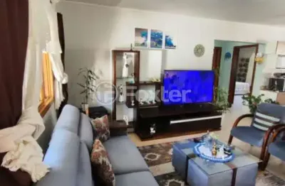 Casa com 2 quartos à venda na rua doze de outubro, 664, partenon, porto alegre, 139 m2 por r$ 559.000