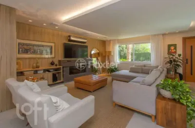 Casa em condomínio fechado com 3 quartos à venda na rua ivo walter kern, 599, hípica, porto alegre, 270 m2 por r$ 1.690.000
