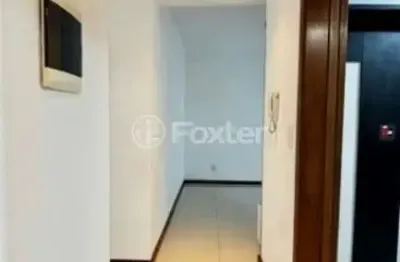 Apartamento com 2 quartos à venda na rua cabral, 1503, rio branco, porto alegre, 62 m2 por r$ 450.000