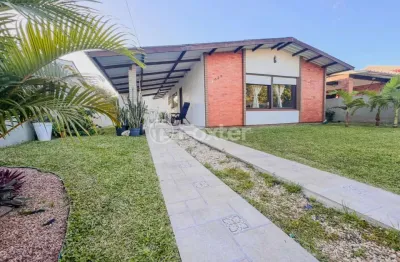 Casa com 3 quartos à venda na undefined tupanciretã, 1022, centro, imbé, 280 m2 por r$ 495.000