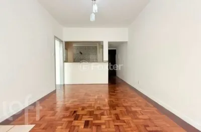 Apartamento com 2 quartos à venda na rua cícero ahrends, 249, menino deus, porto alegre, 79 m2 por r$ 350.000