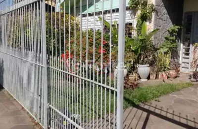 Casa com 3 quartos à venda na avenida dos gaúchos, 570, sarandi, porto alegre, 162 m2 por r$ 550.000