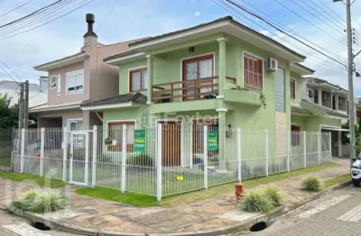 Casa com 3 quartos à venda na rua álamo, 11, hípica, porto alegre, 174 m2 por r$ 1.100.000