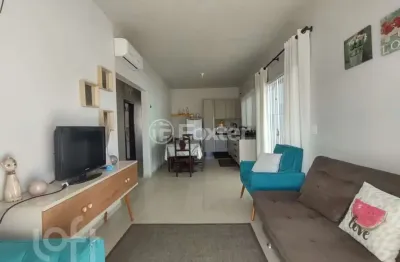 Casa com 4 quartos à venda na rua bertoldo manoel rodrigues, 4275, enseada de brito, palhoça, 121 m2 por r$ 900.000