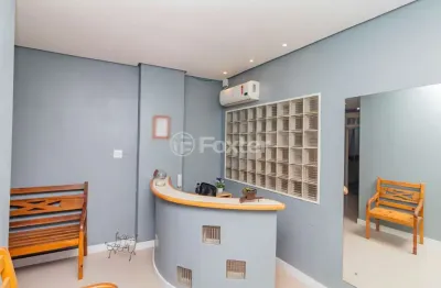 Sala comercial com 1 sala à venda na avenida borges de medeiros, 340, centro histórico, porto alegre, 55 m2 por r$ 179.000