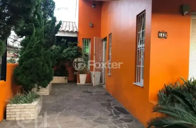 Casa com 3 quartos à venda na rua pedro boticário, 142, glória, porto alegre, 240 m2 por r$ 810.000