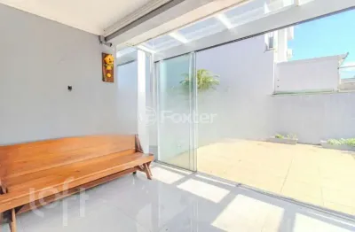 Casa com 3 quartos à venda na rua ivo walter kern, 320, hípica, porto alegre, 133 m2 por r$ 740.000