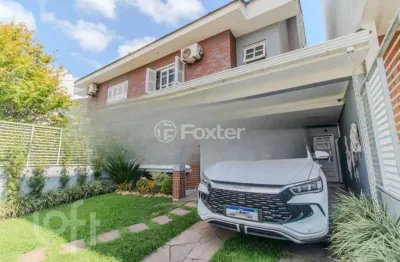Casa com 3 quartos à venda na rua ivo walter kern, 320, hípica, porto alegre, 133 m2 por r$ 740.000