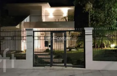 Casa com 3 quartos à venda na rua ladislau neto, 362, ipanema, porto alegre, 372 m2 por r$ 2.590.000