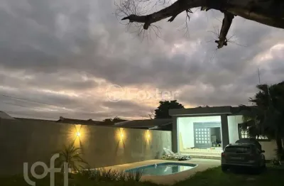 Casa com 3 quartos à venda na rua cruz alta, 400, mathias velho, canoas, 154 m2 por r$ 700.000