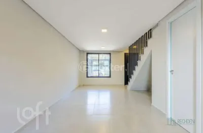 Casa com 3 quartos à venda na rua general gomes carneiro, 18, medianeira, porto alegre, 96 m2 por r$ 525.000
