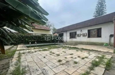 Casa com 3 quartos à venda na rua chico pedro, 789, camaquã, porto alegre, 219 m2 por r$ 750.000