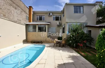 Casa com 3 quartos à venda na rua arnaldo ballve, 594, jardim itu sabará, porto alegre, 360 m2 por r$ 840.000