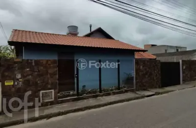 Casa com 4 quartos à venda na rua josé elias lopes, 77, campeche, florianópolis, 106 m2 por r$ 1.325.000