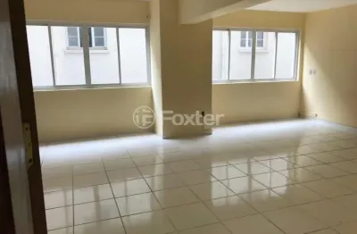 Sala comercial com 1 sala à venda na travessa francisco de leonardo truda, 40, centro histórico, porto alegre, 65 m2 por r$ 156.000