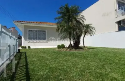 Casa com 3 quartos à venda na rua adélio longo, 880, fazenda santo antônio, são josé, 200 m2 por r$ 1.045.000