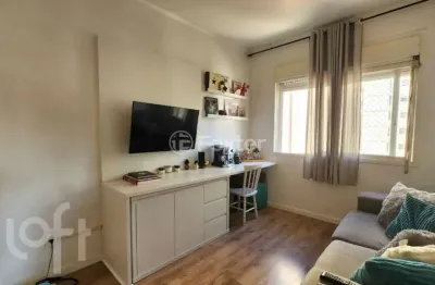 Apartamento com 2 quartos à venda na rua general vitorino, 216, centro histórico, porto alegre, 69 m2 por r$ 274.900