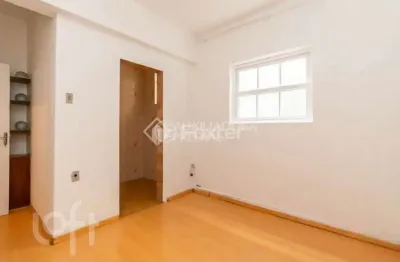 Apartamento com 1 quarto à venda na rua álvaro chaves, 560, floresta, porto alegre, 24 m2 por r$ 170.000