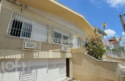 Casa com 3 quartos à venda na rua ari barroso, 715, sarandi, porto alegre, 242 m2 por r$ 750.000