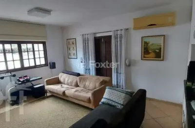 Casa com 2 quartos à venda na rua arcanjo cândido da silva, 03, praia de fora, palhoça, 120 m2 por r$ 510.000