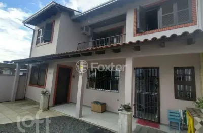 Casa com 3 quartos à venda na rua jerônimo timóteo da fonseca, 595, são jerônimo, gravataí, 350 m2 por r$ 798.000