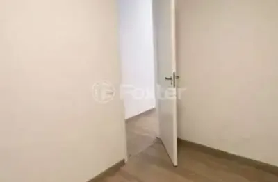 Apartamento com 2 quartos à venda na rua pércio freitas maestri, 388, ipanema, porto alegre, 41 m2 por r$ 174.000
