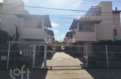 Casa em condomínio fechado com 2 quartos à venda na avenida guarujá, 126, guarujá, porto alegre, 102 m2 por r$ 399.000