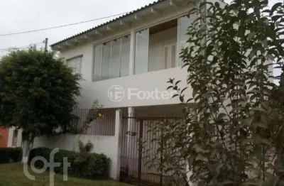 Casa com 3 quartos à venda na rua orígenes lessa, 195, mário quintana, porto alegre, 198 m2 por r$ 300.000