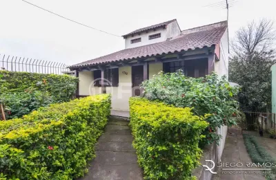 Casa com 3 quartos à venda na avenida rodrigues da fonseca, 1728, vila nova, porto alegre, 188 m2 por r$ 678.000