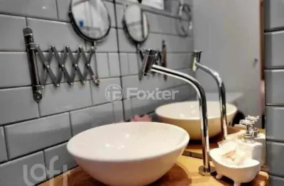 Apartamento com 1 quarto à venda na rua garibaldi, 920, independência, porto alegre, 27 m2 por r$ 230.000