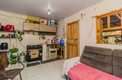 Casa com 2 quartos à venda na rua hortênsias, 7, mário quintana, porto alegre, 70 m2 por r$ 85.000