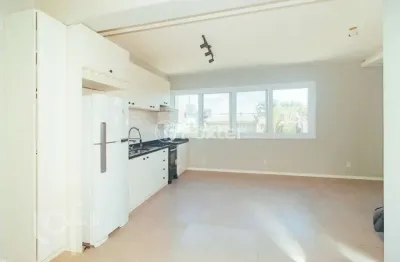Casa com 3 quartos à venda na avenida agostini, 54, navegantes, porto alegre, 172 m2 por r$ 790.000