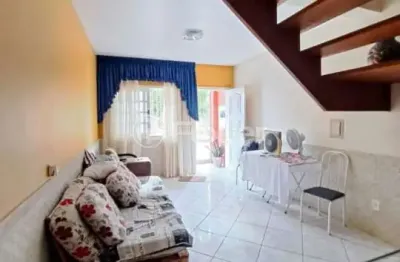 Casa com 3 quartos à venda na rua são carlos, 1193, floresta, porto alegre, 170 m2 por r$ 890.000