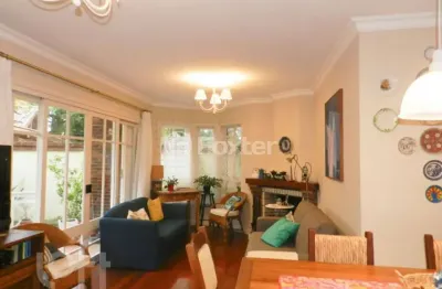 Casa em condomínio fechado com 3 quartos à venda na rua general rondon, 138, tristeza, porto alegre, 263 m2 por r$ 910.000