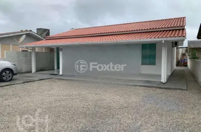 Casa com 3 quartos à venda na rua tradição, 1026, enseada de brito, palhoça, 120 m2 por r$ 650.000