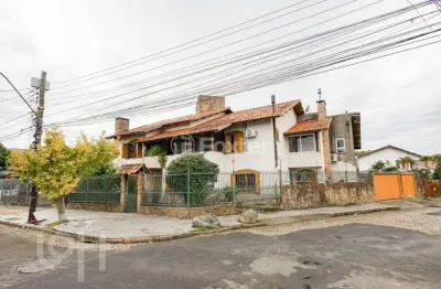 Casa com 5 quartos à venda na rua ernestina amaro torelly, 80, jardim carvalho, porto alegre, 413 m2 por r$ 1.090.000