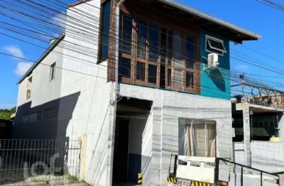 Casa com 5 quartos à venda na rua paulinho joaquim da cunha, 16, ingleses do rio vermelho, florianópolis, 250 m2 por r$ 749.000