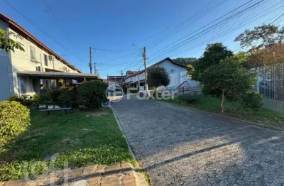 Casa com 1 quarto à venda na avenida juca batista, 3559, hípica, porto alegre, 85 m2 por r$ 212.000