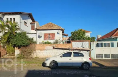 Casa com 2 quartos à venda na rua saudável, 82, medianeira, porto alegre, 100 m2 por r$ 450.000