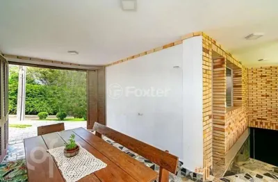 Casa em condomínio fechado com 3 quartos à venda na rua alcebíades antônio dos santos, 605, nonoai, porto alegre, 400 m2 por r$ 1.691.000