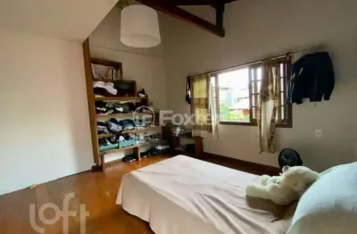 Casa com 6 quartos à venda na servidão elpídio da rocha, 405, rio tavares, florianópolis, 200 m2 por r$ 1.750.000