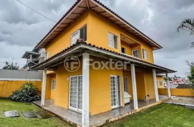 Casa com 4 quartos à venda na rua professora cremilde de oliveira, 192, jardim atlântico, florianópolis, 300 m2 por r$ 1.289.000