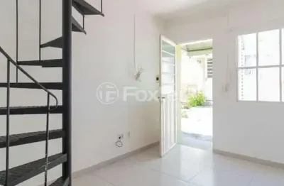 Casa em condomínio fechado com 1 quarto à venda na Rua Santo Alfredo, 537, Vila São José, Porto Alegre, 42 m2 por R$ 160.000