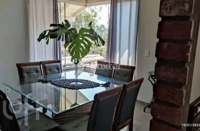 Casa com 4 quartos à venda na rua piauí, 430, rincão, novo hamburgo, 210 m2 por r$ 850.000
