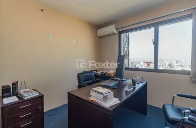 Sala comercial com 1 sala à venda na avenida borges de medeiros, 2105, praia de belas, porto alegre, 31 m2 por r$ 350.000