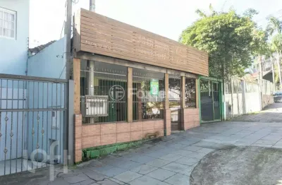 Casa com 3 quartos à venda na avenida montenegro, 111, petrópolis, porto alegre, 280 m2 por r$ 1.450.000