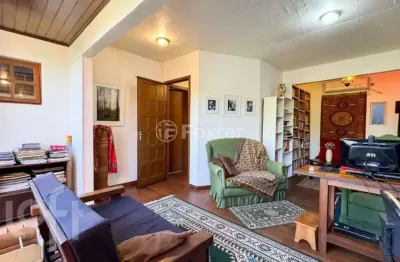 Casa com 5 quartos à venda na rua miguel couto, 770, menino deus, porto alegre, 352 m2 por r$ 1.490.000