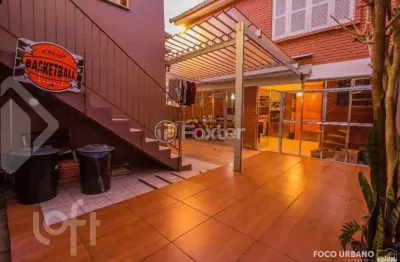 Casa em condomínio fechado com 4 quartos à venda na rua martim afonso, 115, santo antônio, porto alegre, 240 m2 por r$ 890.000